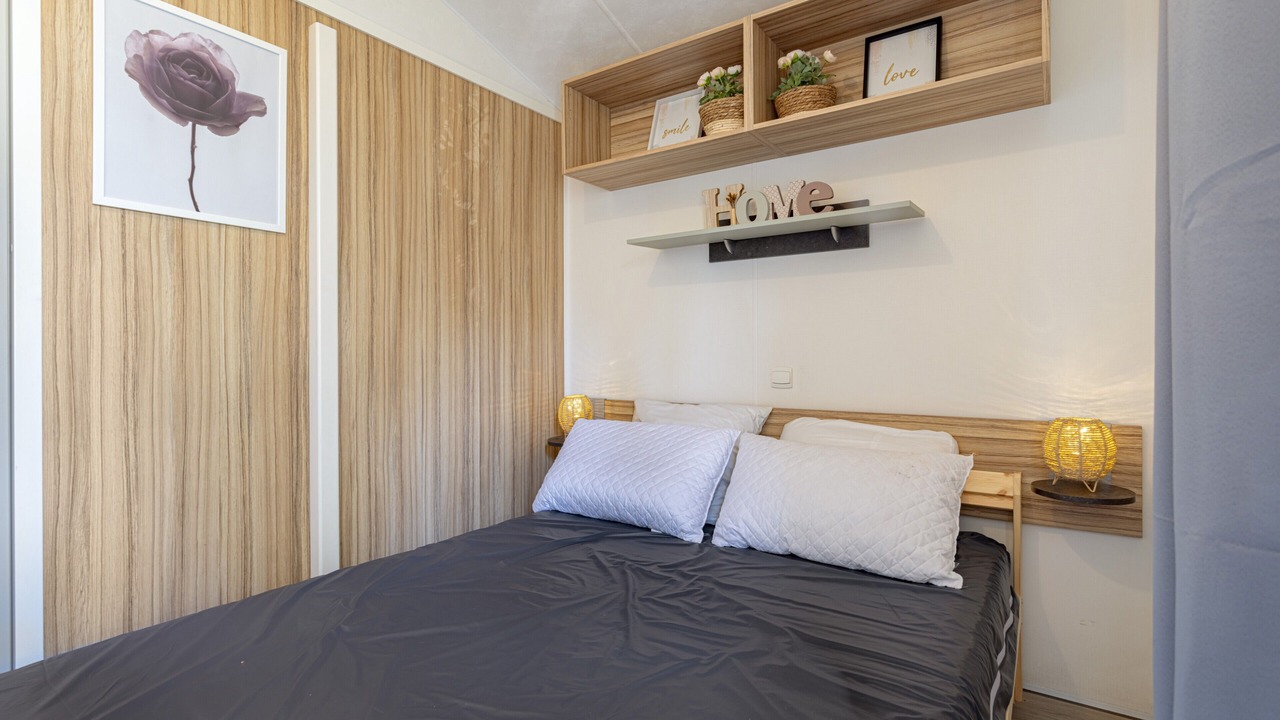 Photo of Bedroom in Le Port
