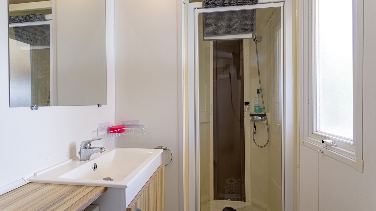 Photo of Bathroom in Le Port