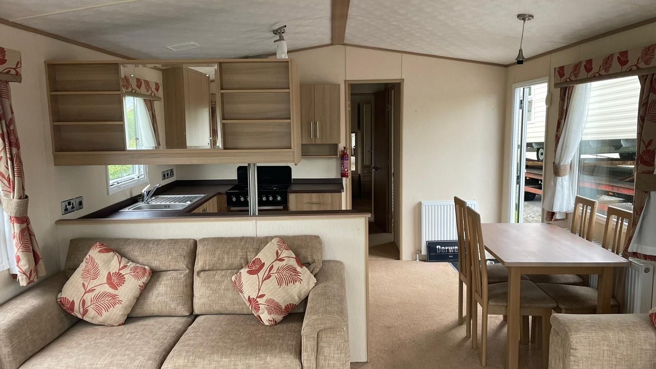 Photo of Others in Natland