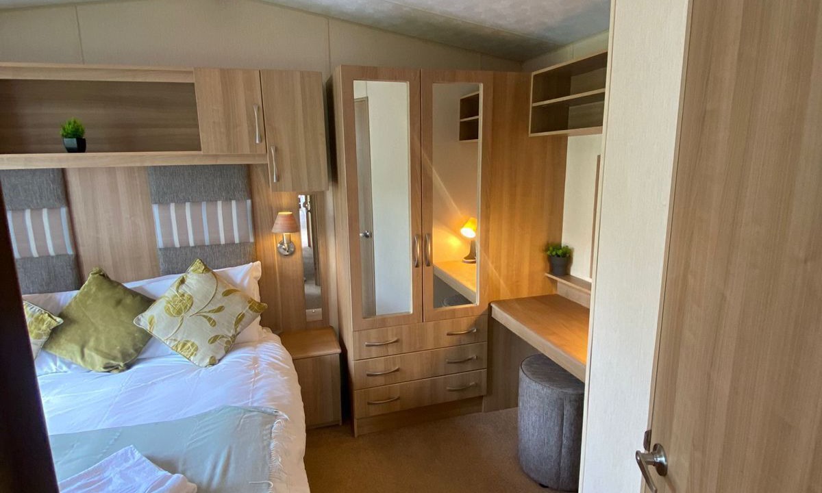 Photo of Others in Natland