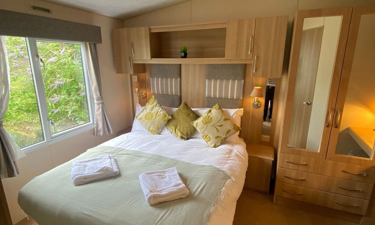 Photo of Others in Natland