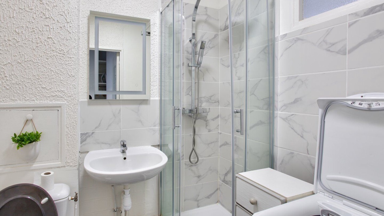 Photo of Bathroom in Malakoff
