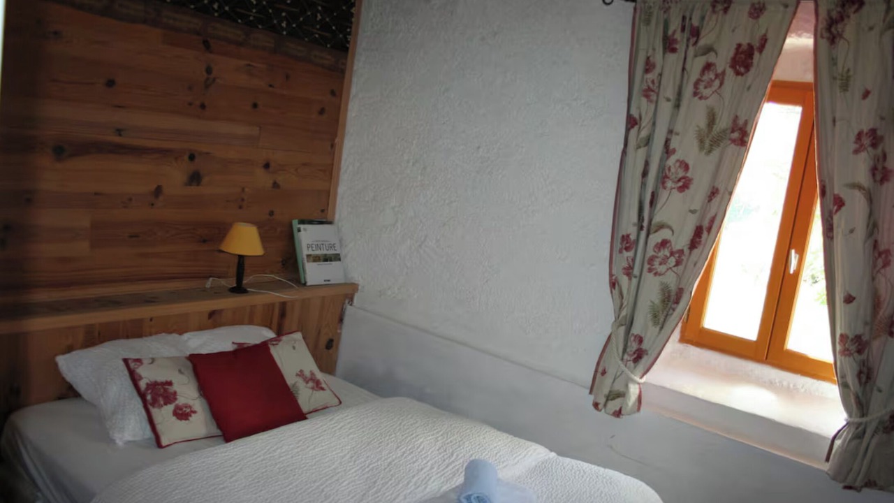 Photo of Bedroom in Bellecombe-en-Beauges