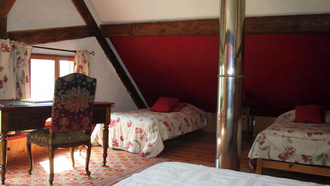 Photo of Bedroom in Bellecombe-en-Beauges