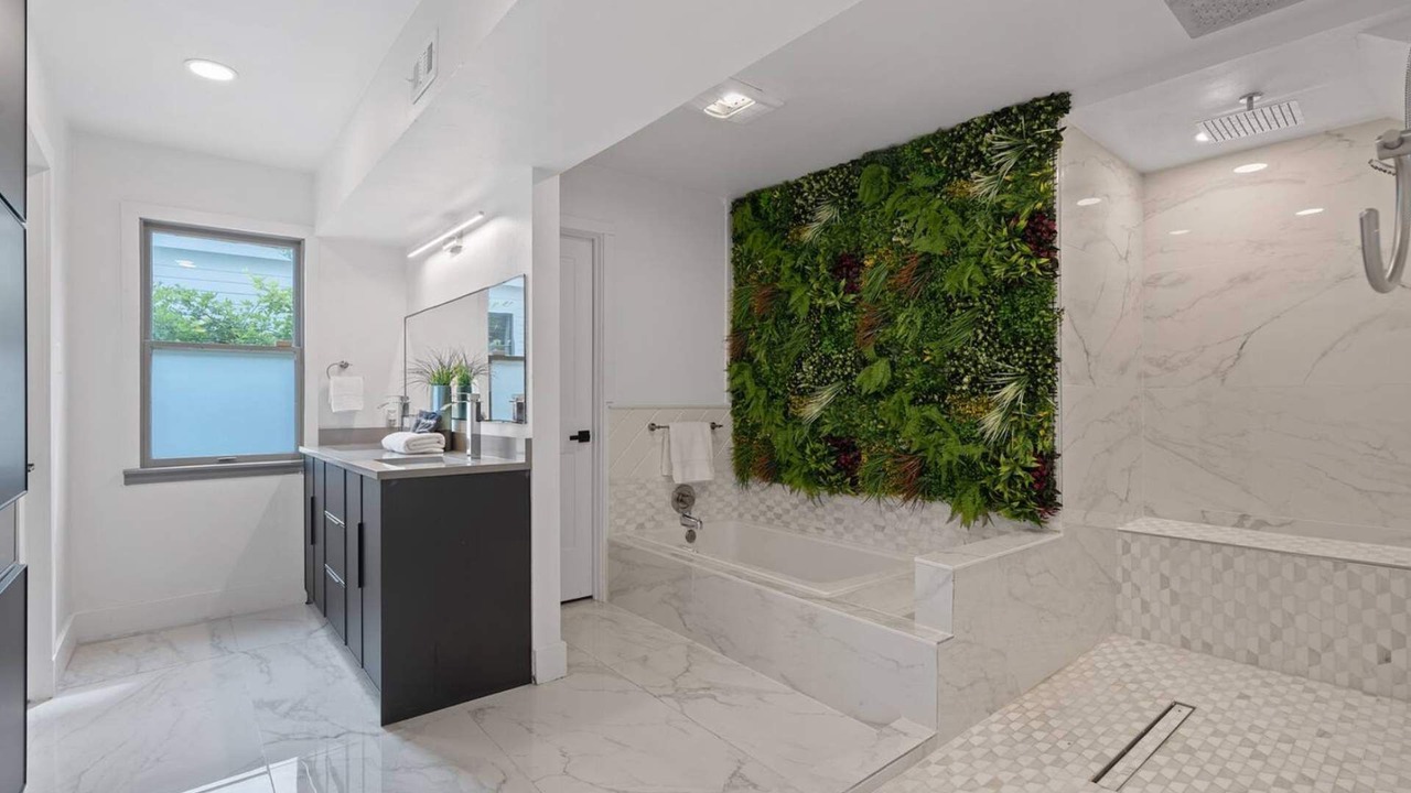Photo of Bathroom in Pleasant Valley