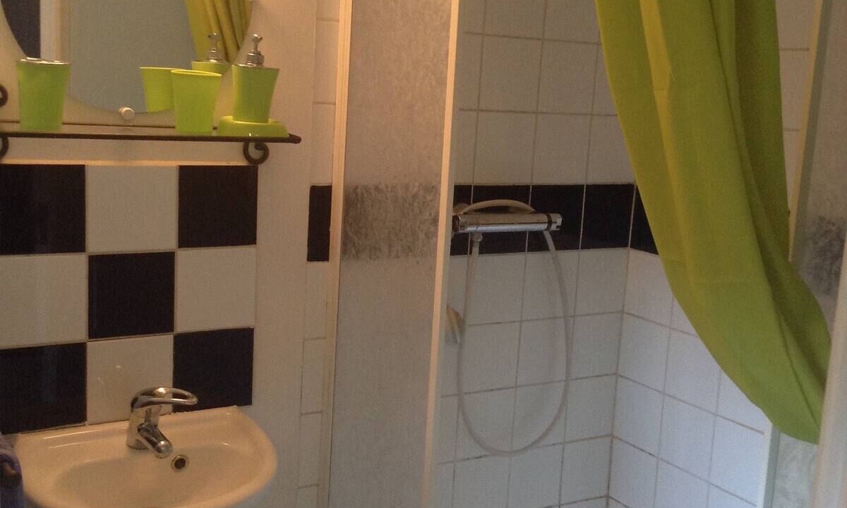 Photo of Bathroom in Vulaines-sur-Seine