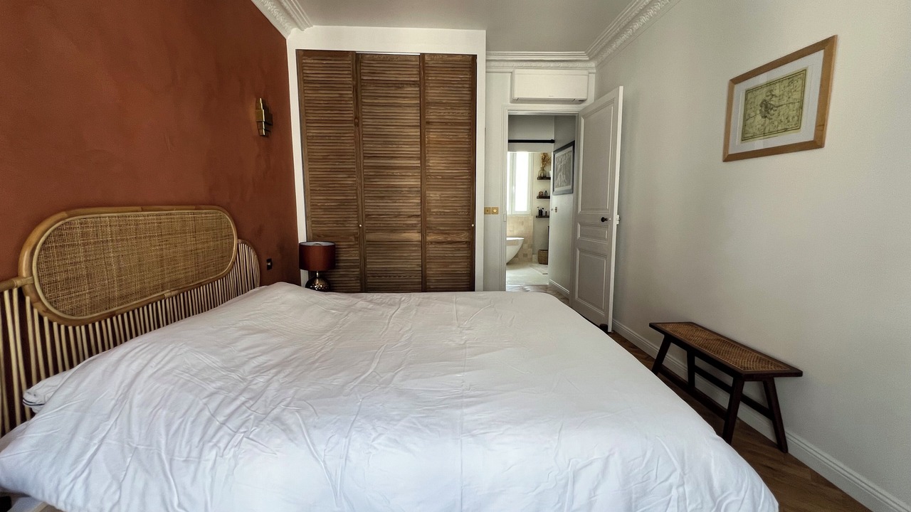 Photo of Bedroom in 18th Arrondissement
