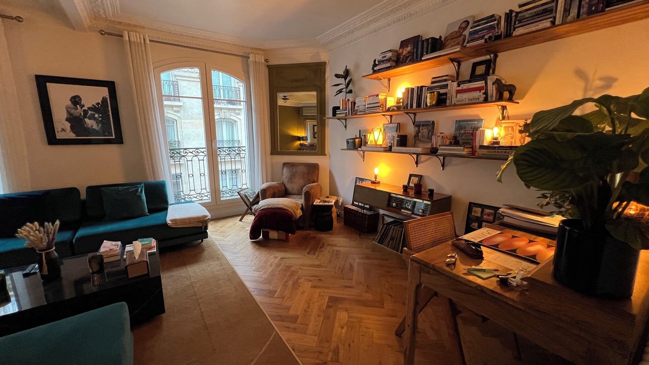 Photo of Livingroom in 18th Arrondissement