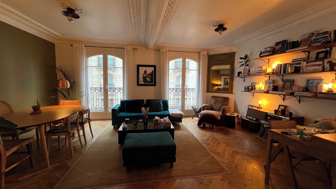 Photo of Livingroom in 18th Arrondissement