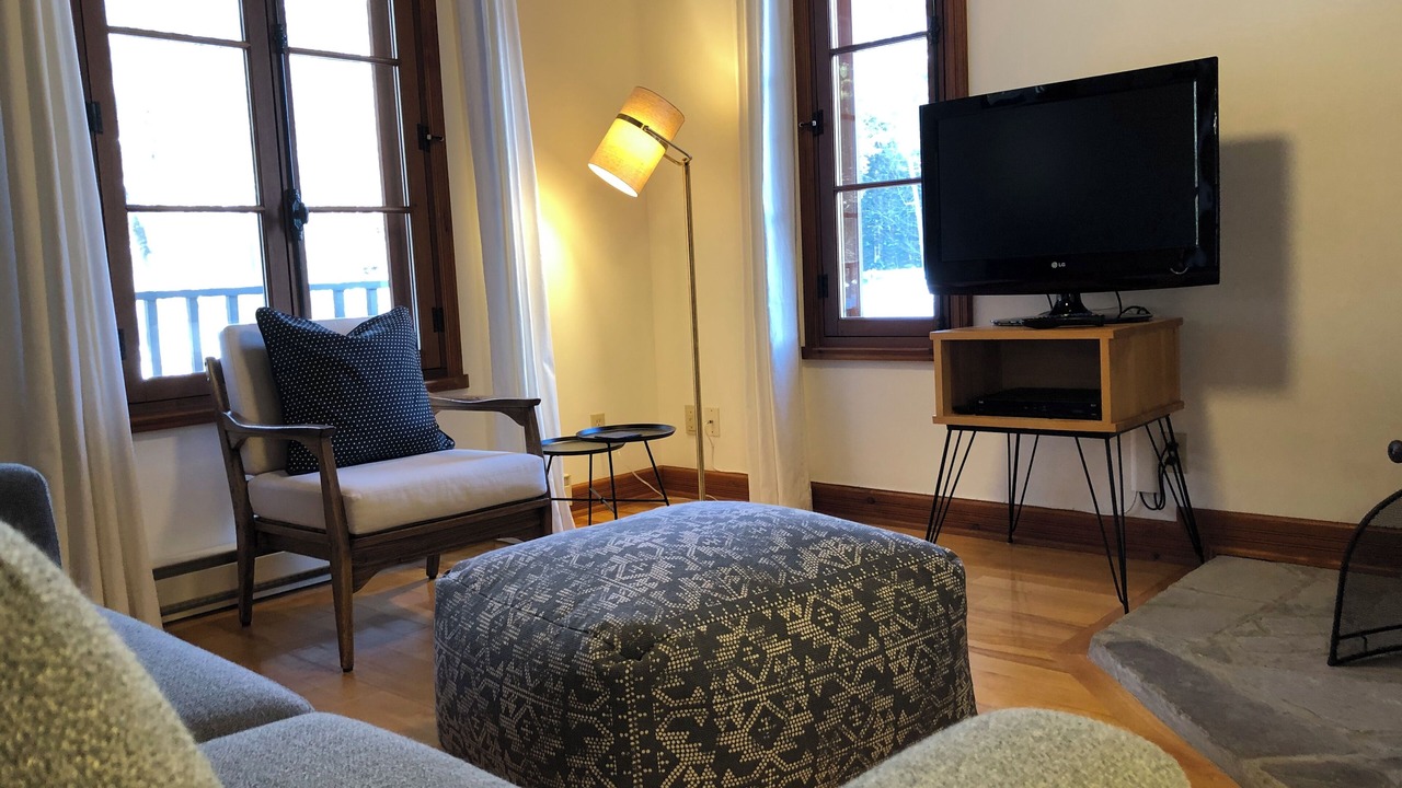 Photo of Livingroom in Val Morin