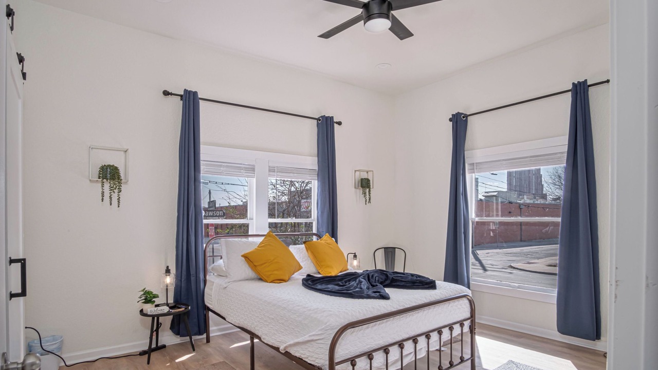 Photo of Bedroom in Near East Side