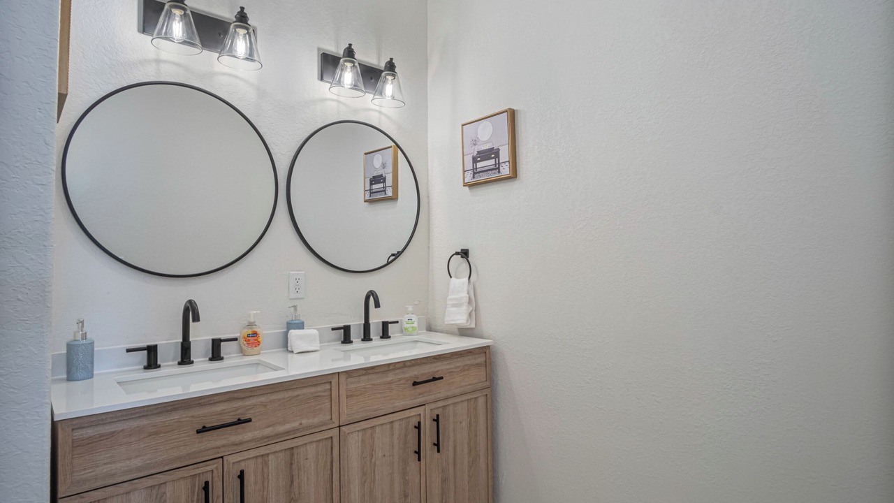 Photo of Bathroom in Near East Side