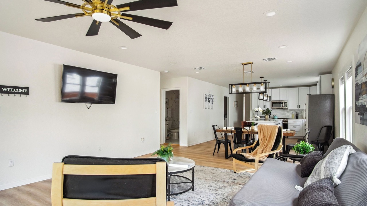 Photo of Livingroom in Denver Heights