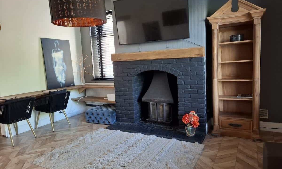 Photo of Livingroom in Rochdale