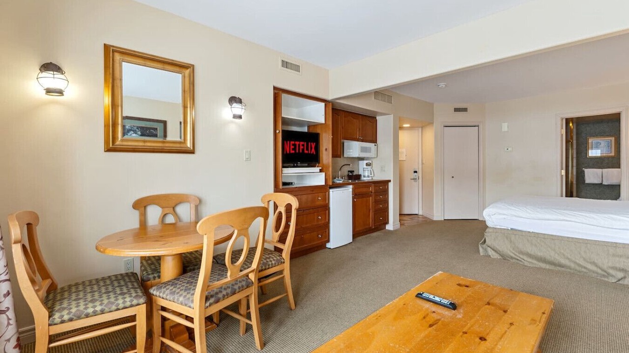 Photo of Bedroom in Oro-Medonte