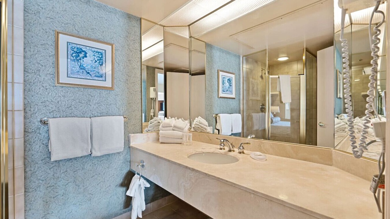 Photo of Bathroom in Oro-Medonte