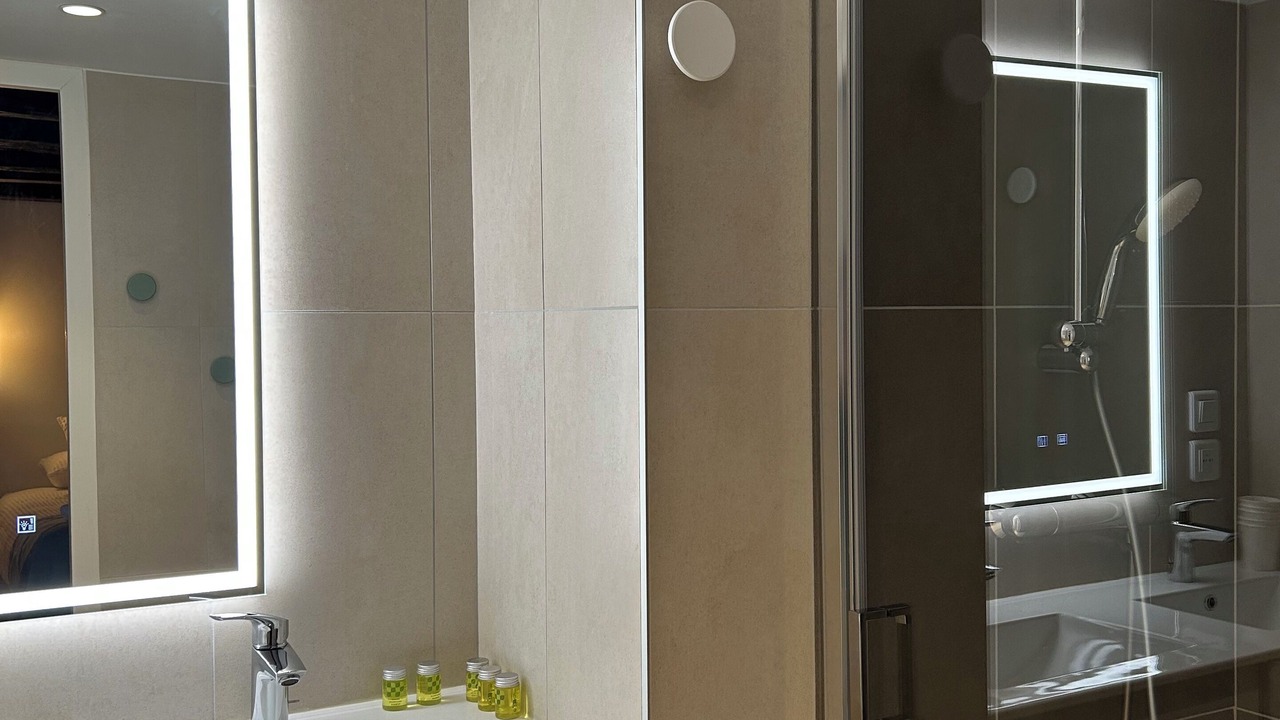 Photo of Bathroom in Lureuil