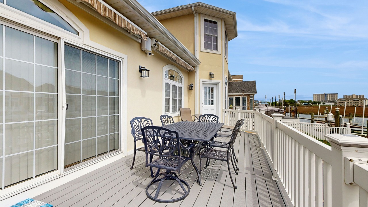 Photo of Outdoor in Heron Harbour Isle