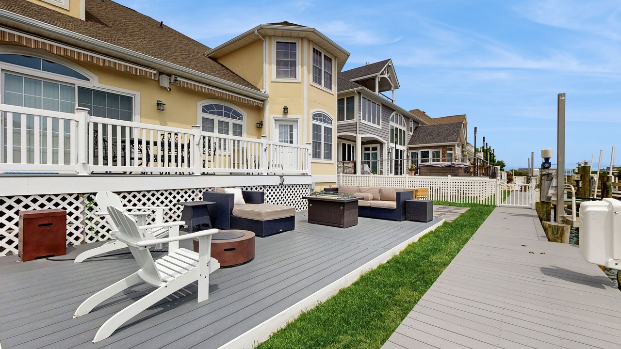 Photo of Patio Balcony in Heron Harbour Isle