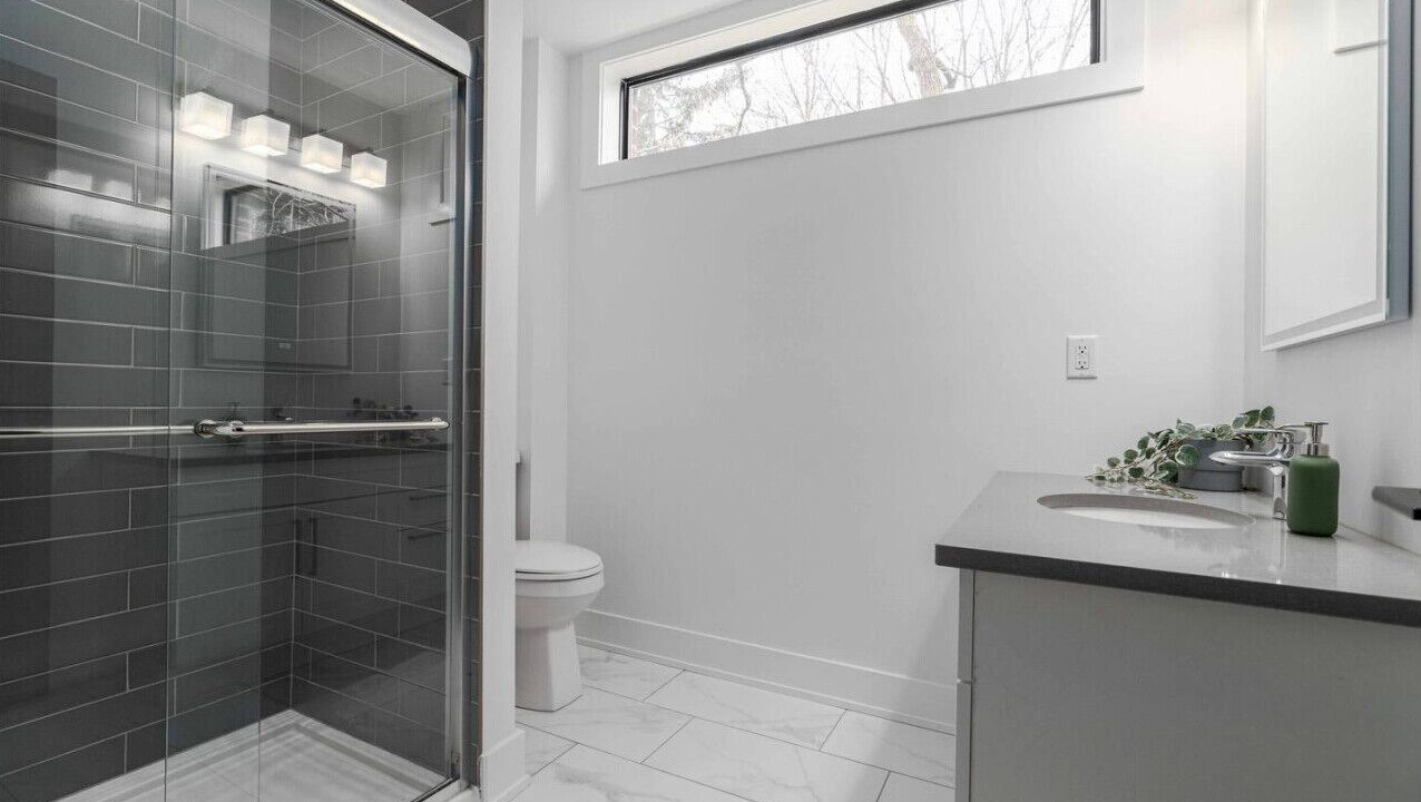 Photo of Bathroom in Downtown London