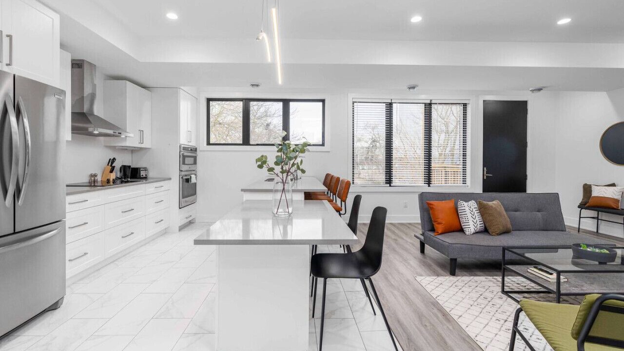 Photo of Livingroom in Downtown London