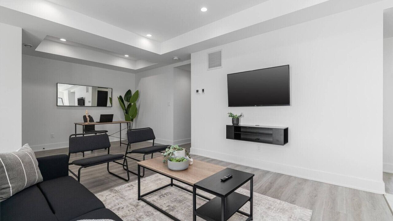 Photo of Livingroom in Downtown London