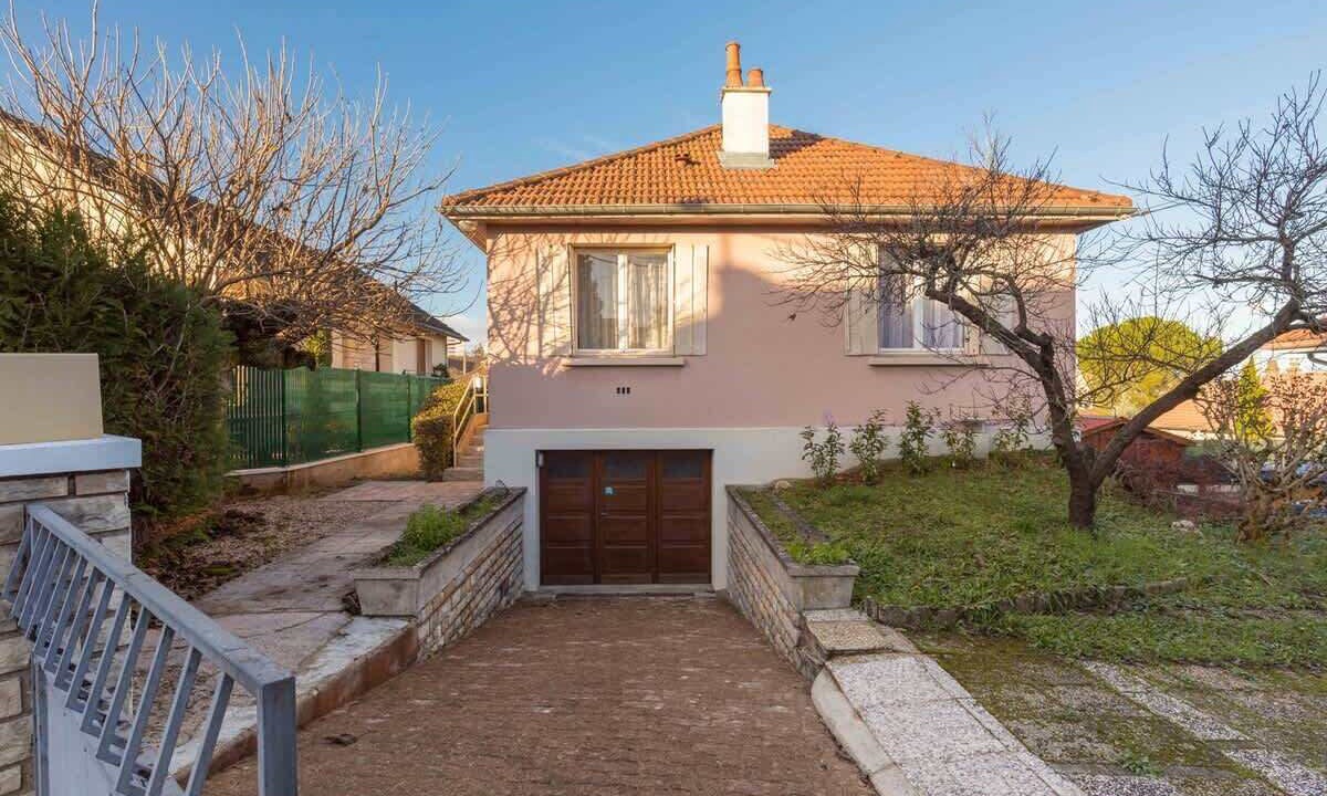 Photo of Outdoor in Bourroches