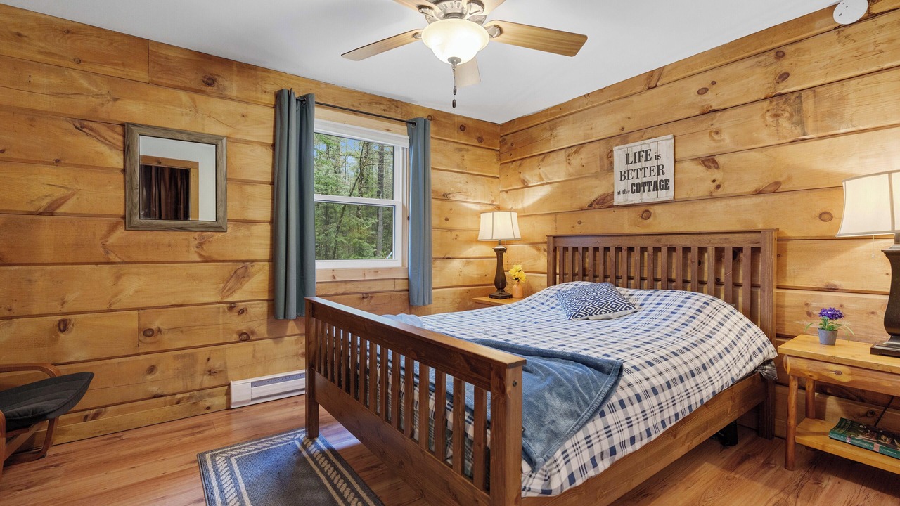 Photo of Bedroom in Irondale