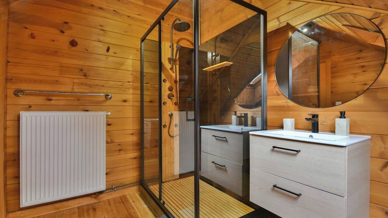 Photo of Others in Lemberg