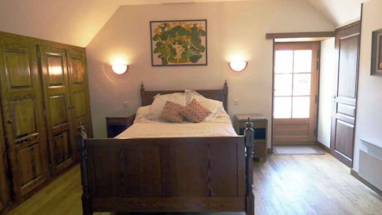 Photo of Bedroom in Seuilly