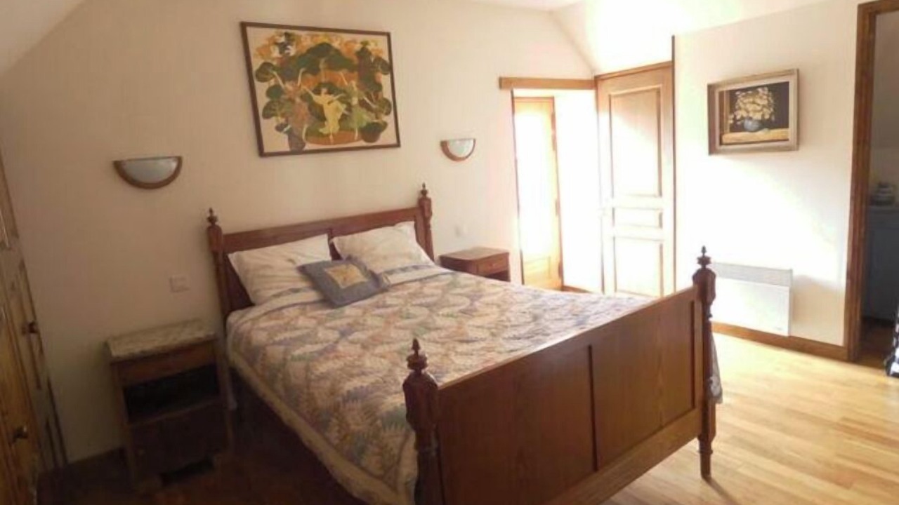 Photo of Bedroom in Seuilly