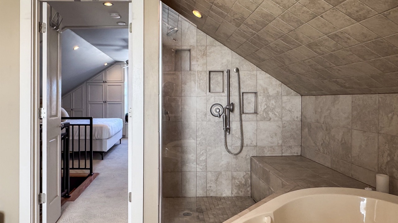 Photo of Bathroom in Washington