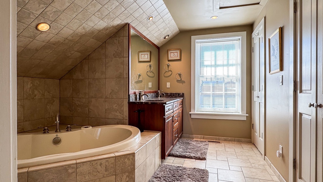 Photo of Bathroom in Washington