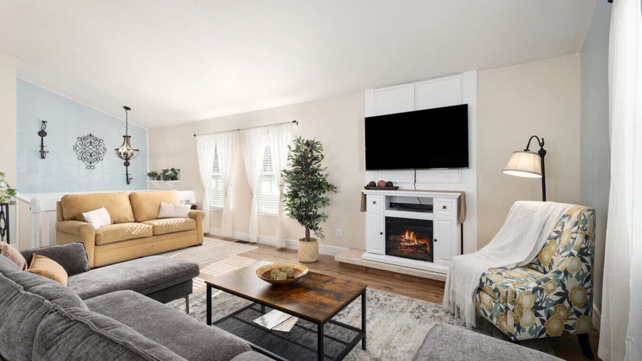 Photo of Livingroom in Mount Pleasant