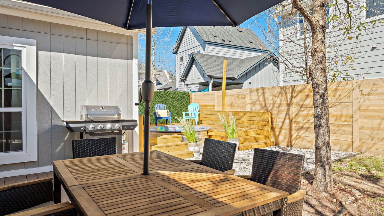 Photo of Outdoor in Chestnut