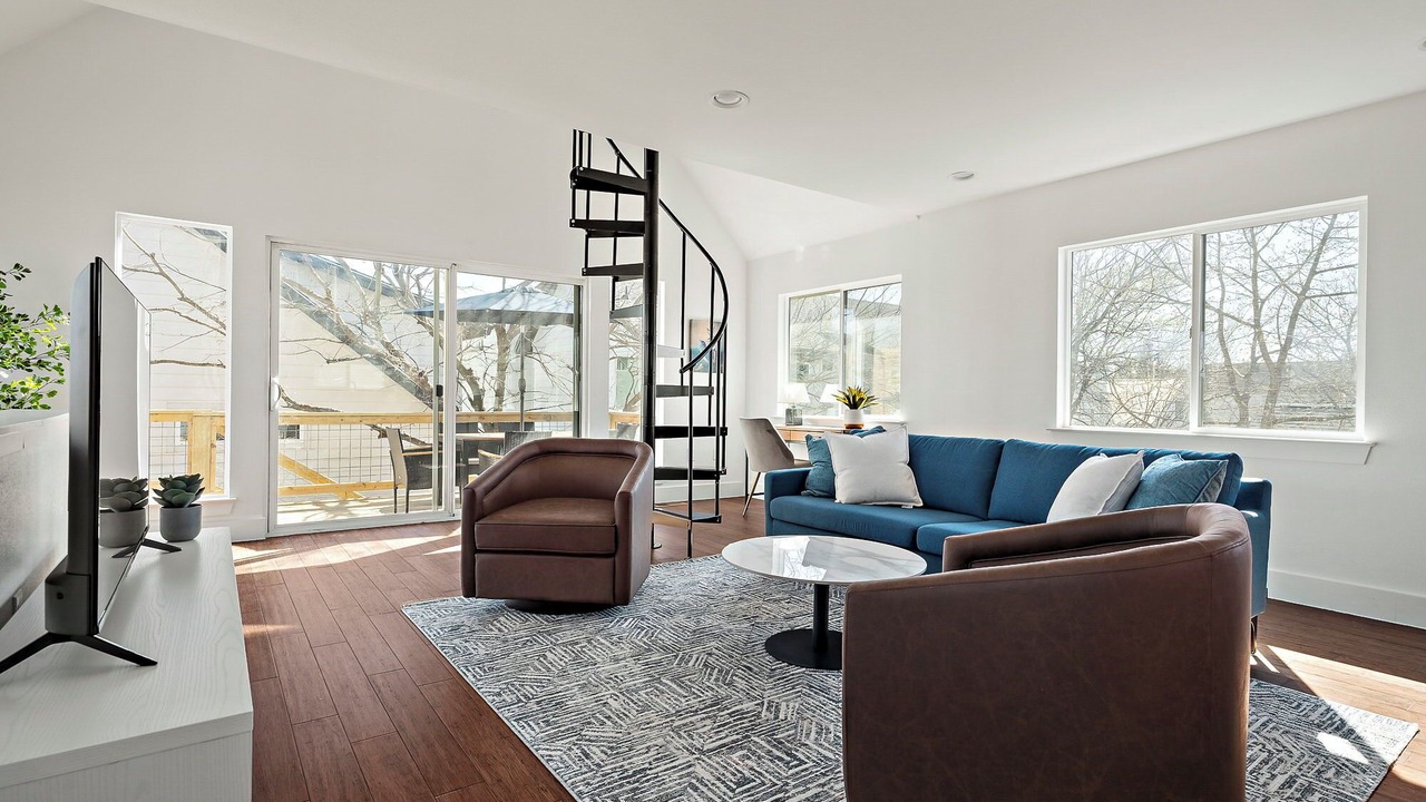 Photo of Livingroom in Chestnut