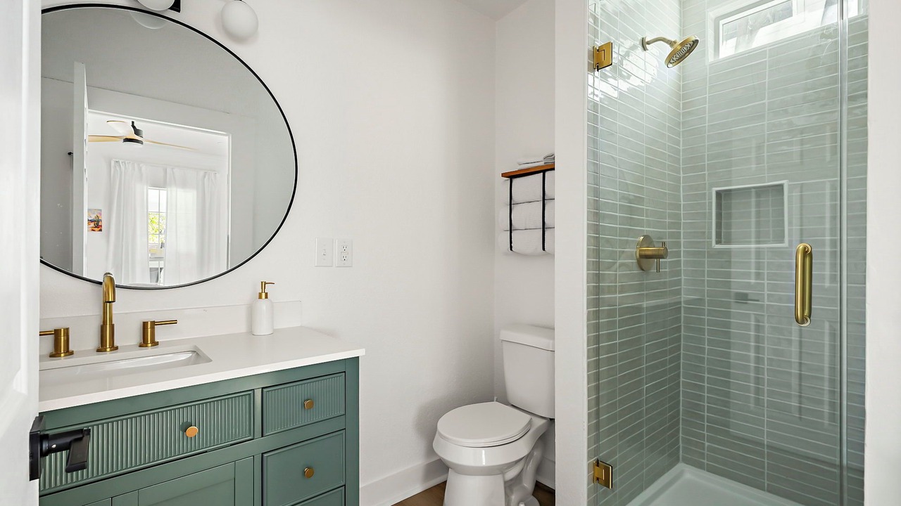 Photo of Bathroom in Chestnut