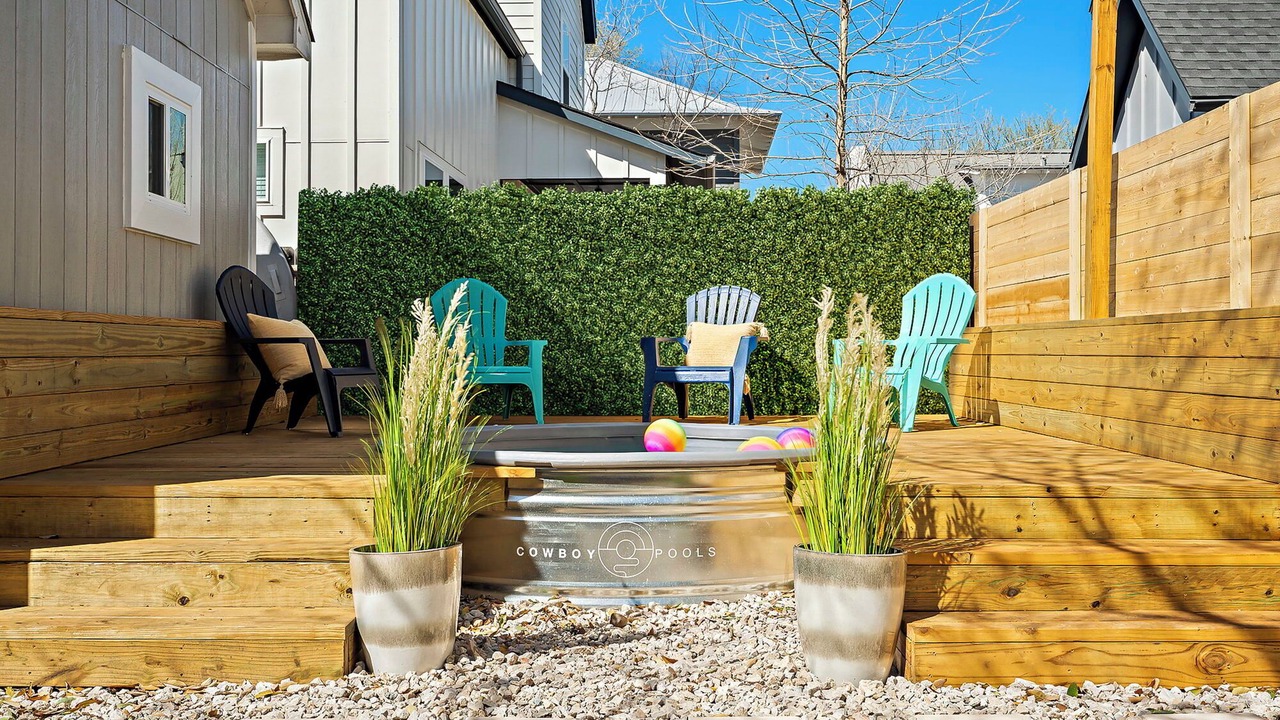 Photo of Patio Balcony in Chestnut