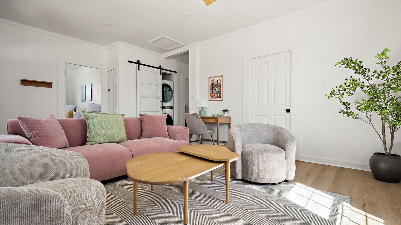 Photo of Livingroom in Chestnut