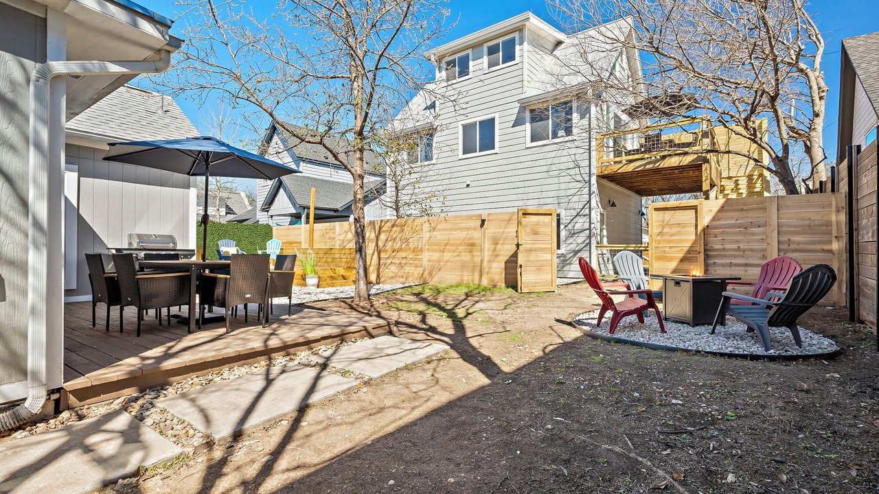 Photo of Outdoor in Chestnut