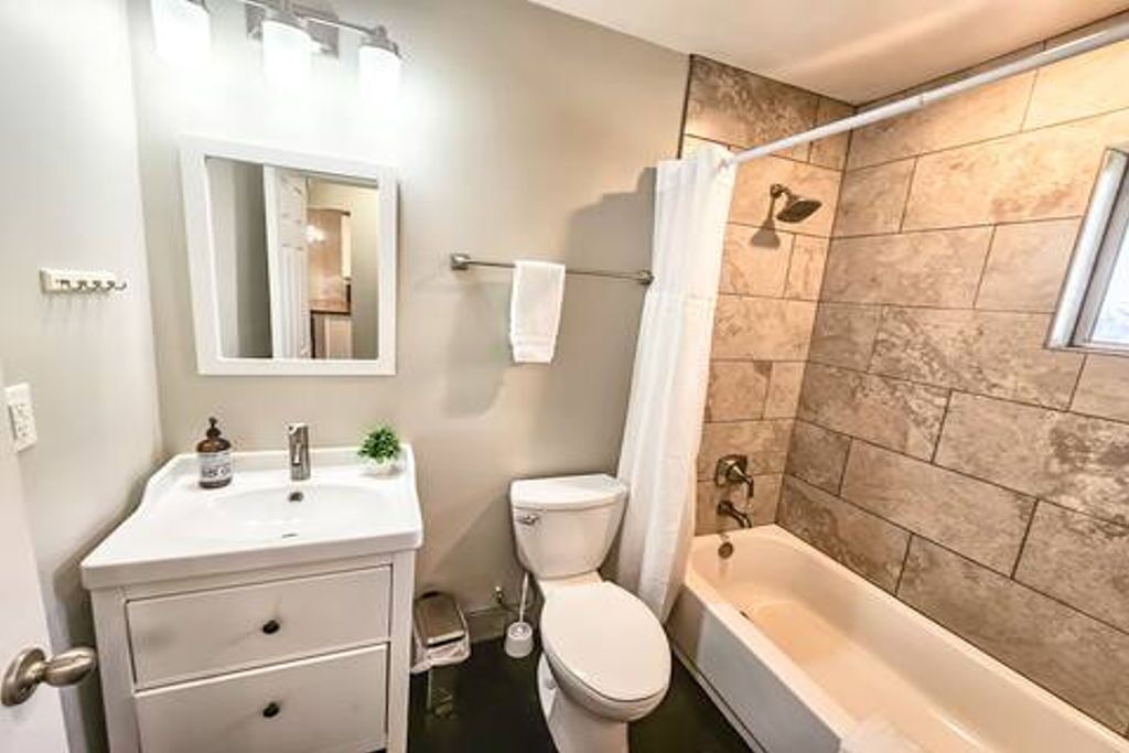 Photo of Bathroom in Oakhurst