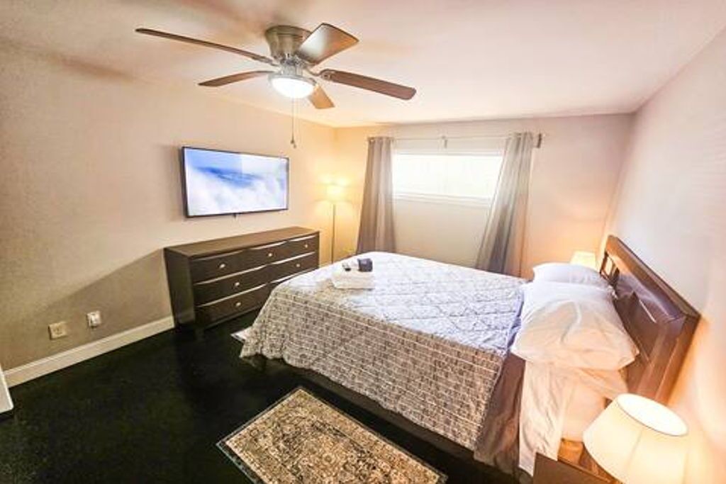 Photo of Bedroom in Oakhurst