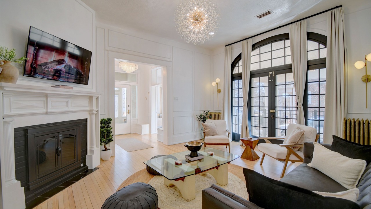 Photo of Livingroom in Downtown Albuquerque
