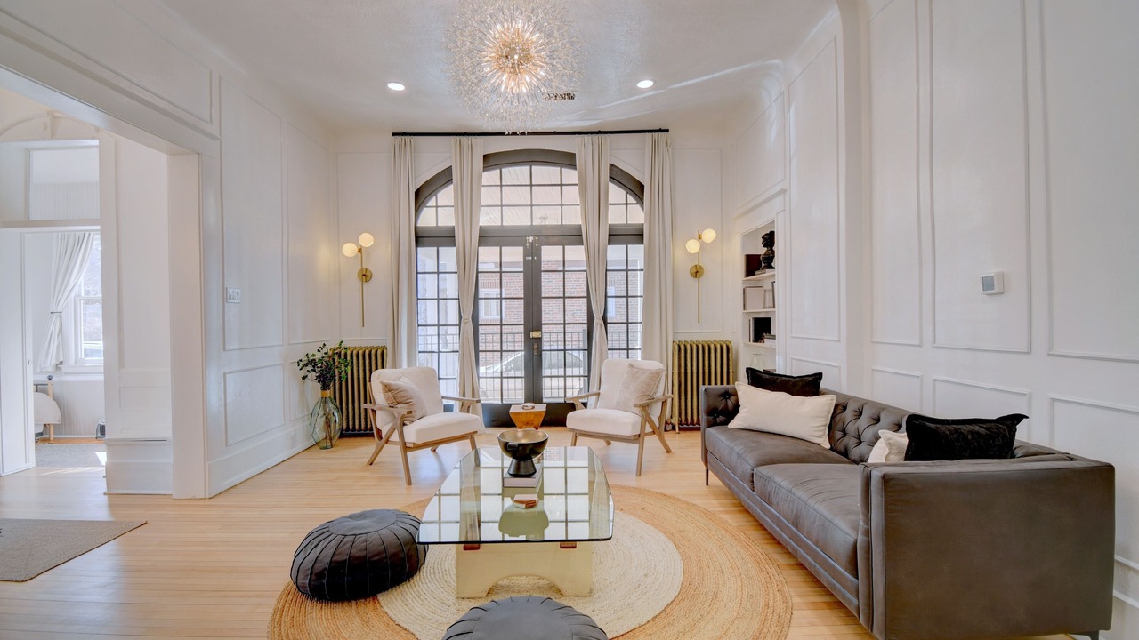 Photo of Livingroom in Downtown Albuquerque
