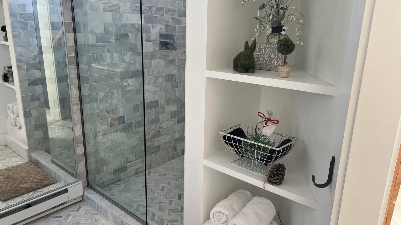 Photo of Others in Lyme