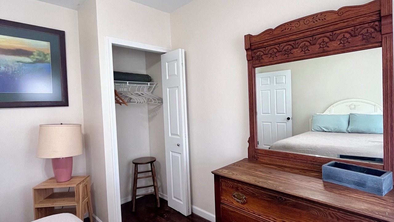 Photo of Bedroom in Holcomb