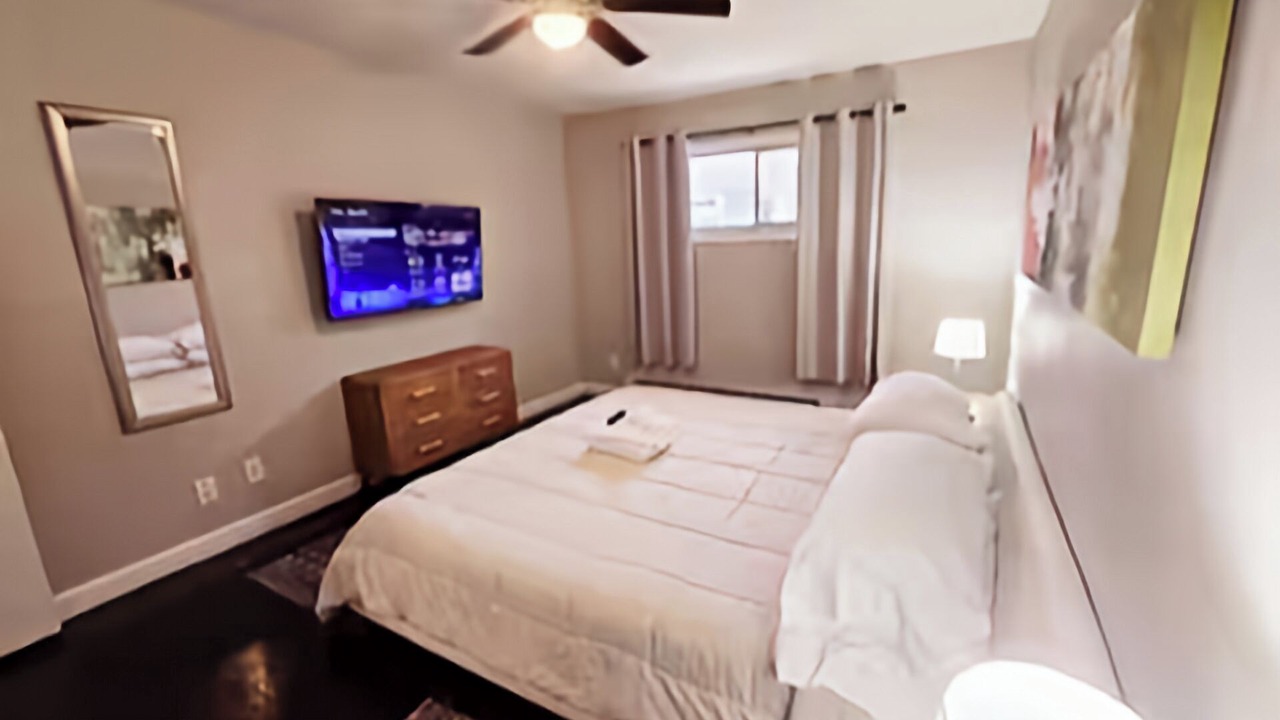 Photo of Bedroom in Oakhurst