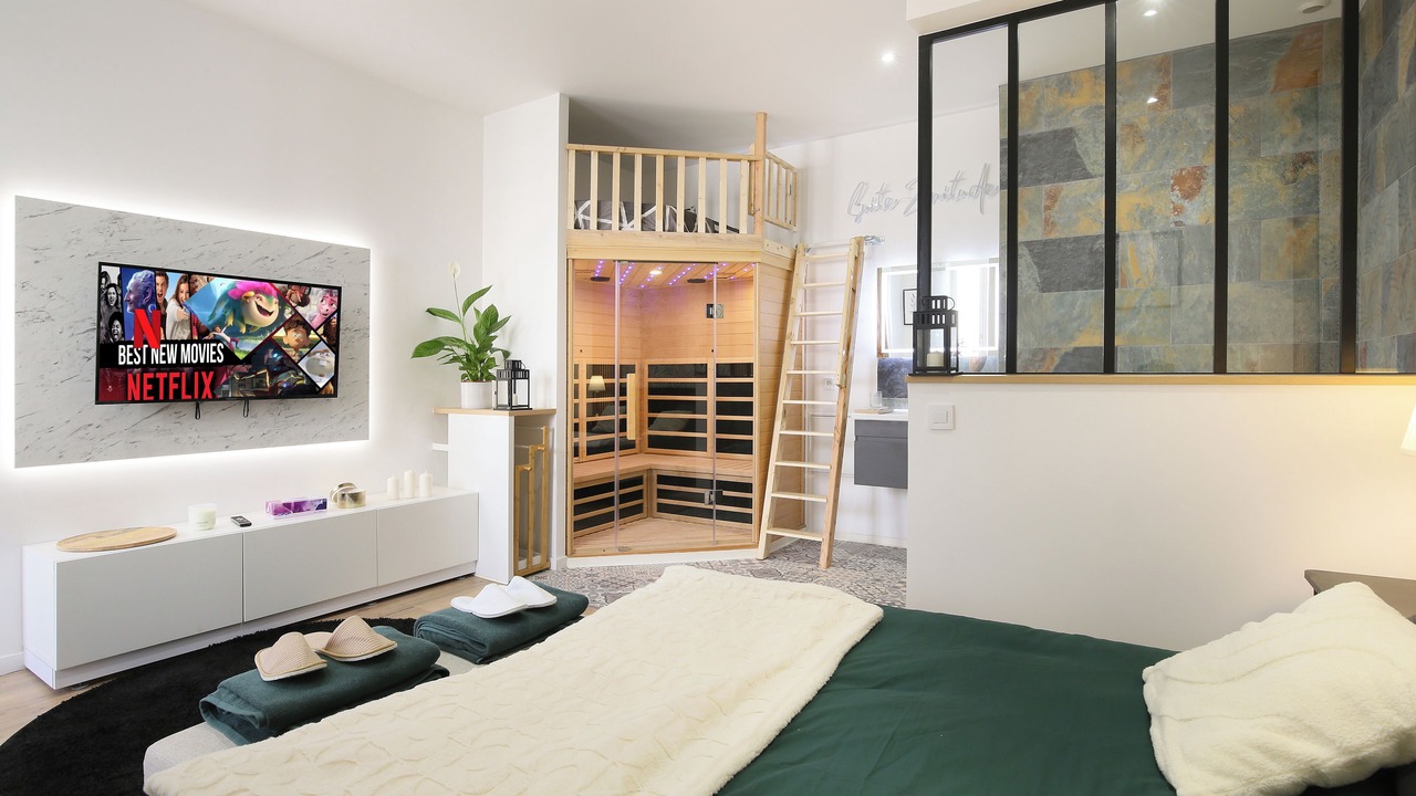 Photo of Bedroom in Beaumont-de-Lomagne