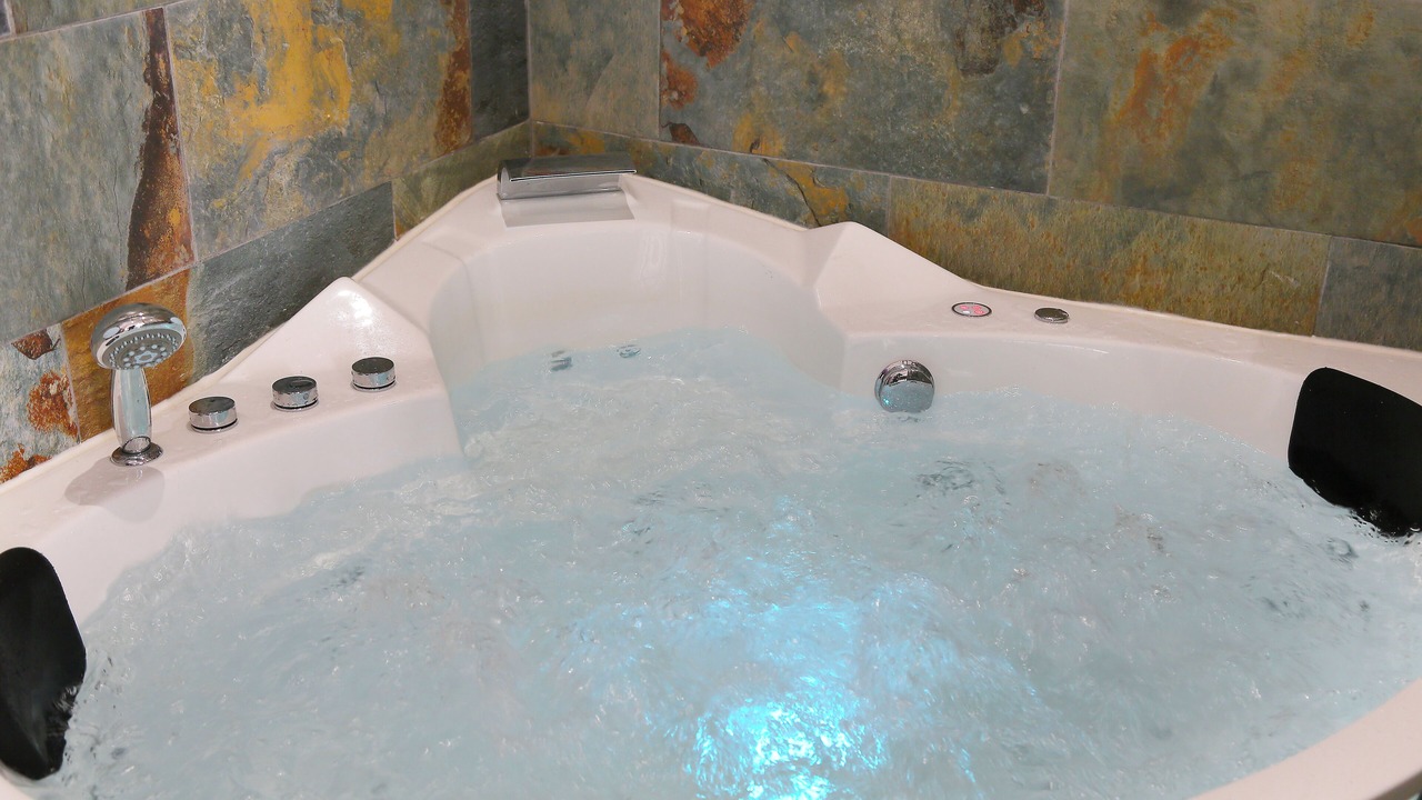 Photo of Bathroom in Beaumont-de-Lomagne