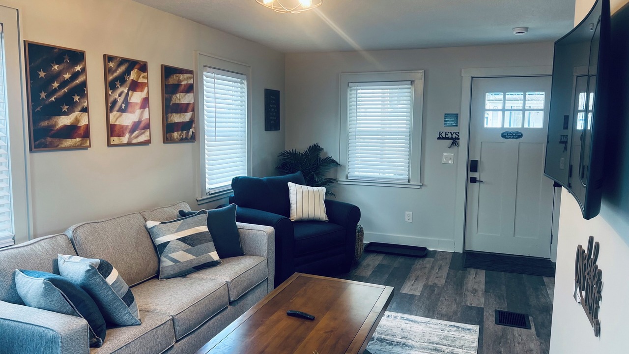 Photo of Livingroom in Hammondsport